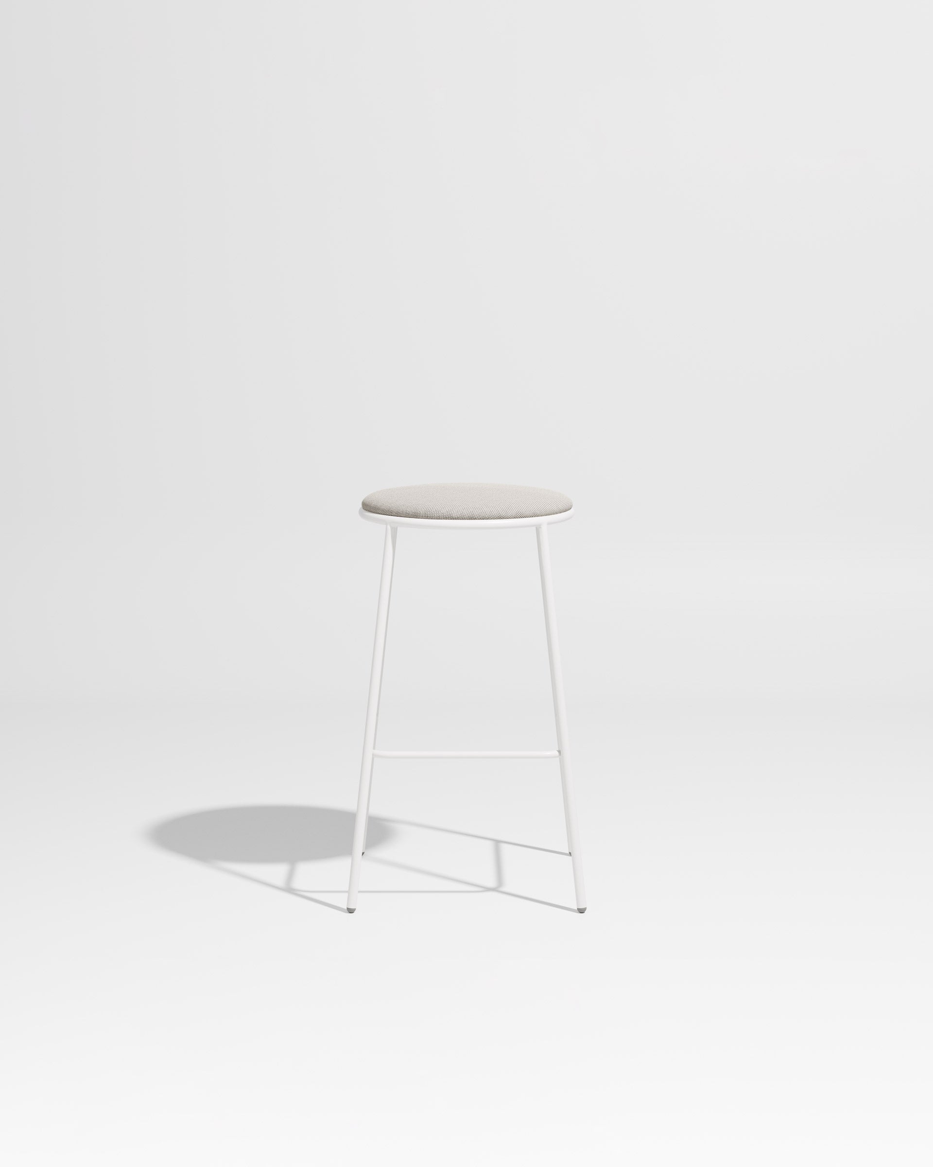 Piper Bar Stool Upholstered | Gibson Karlo | DesignByThem ** White / Maharam Merit 023 Kookaburra